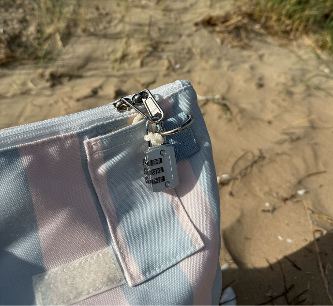 GLASARI Beach Buddy Vault